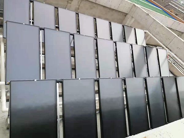【平板太阳能空气能热水器】淮南三和中学热水项目
